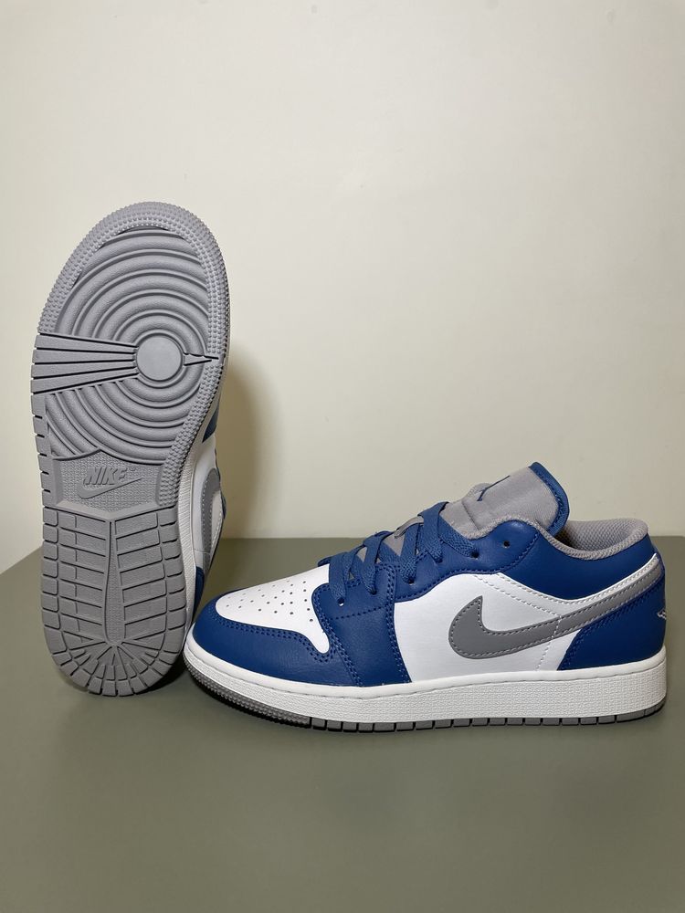 Air Jordan 1 Low True Blue