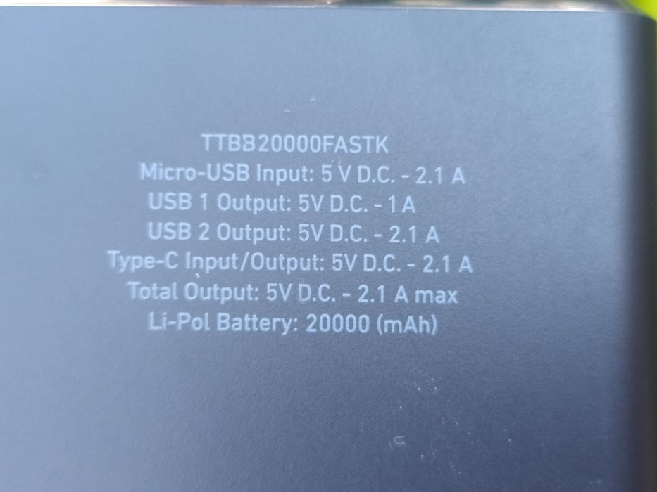 Power Bank SBS 20000mAh 2.1 A новий з Італії.повер банк