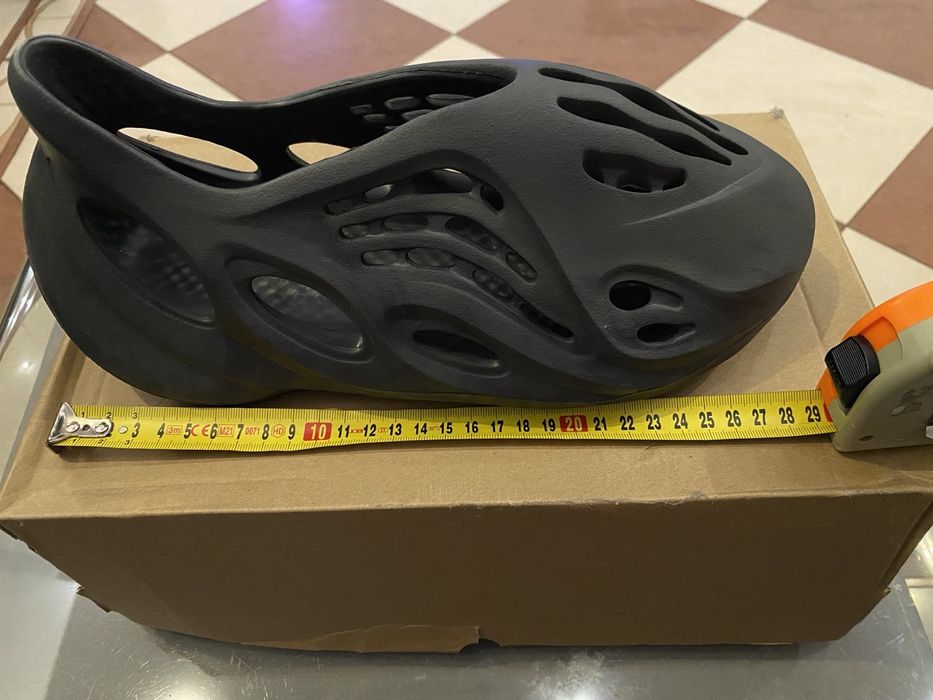 Adidas rozmiar 44