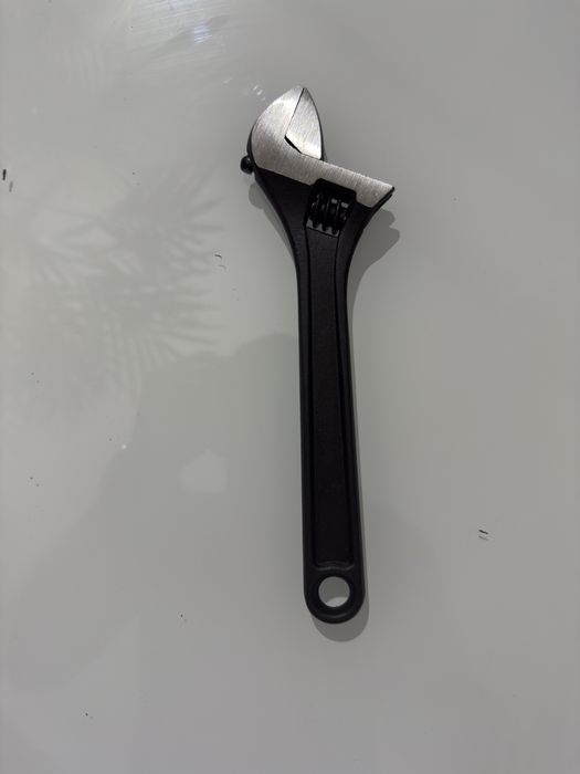 Klucz francuski nowy