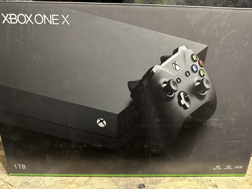 Xbox one x 1 tb mało uzywany