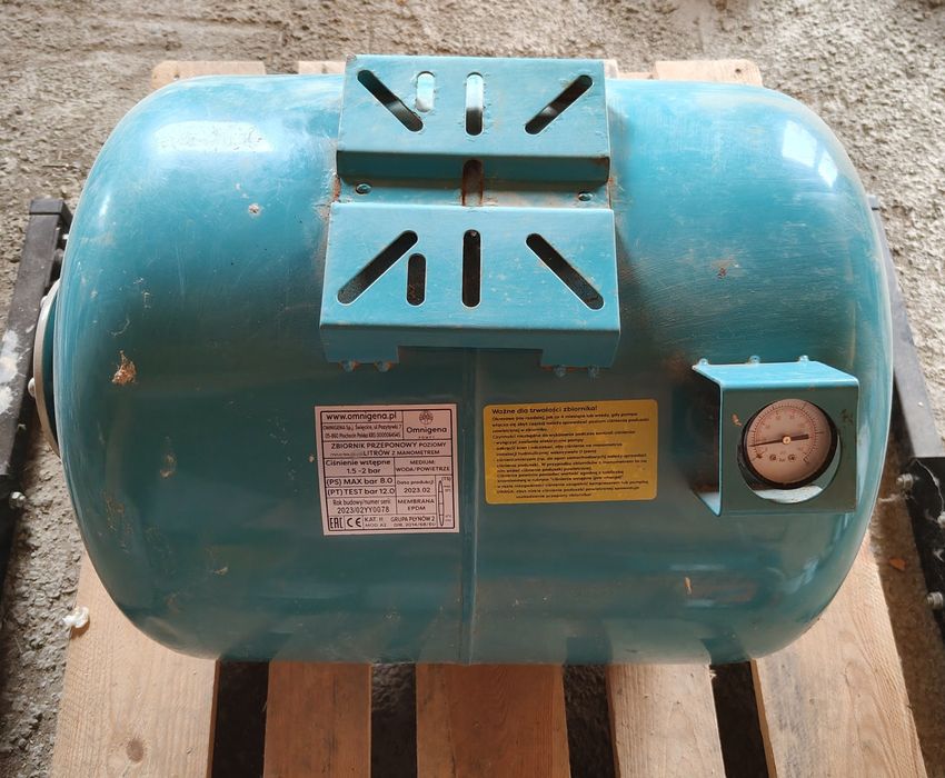 Zbiornik 80l Omnigena z manometrem