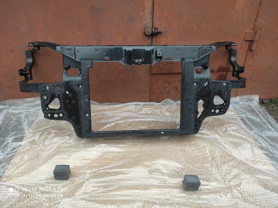 Передняя панель телевизор  Hyundai Getz Гетз рестайлинг