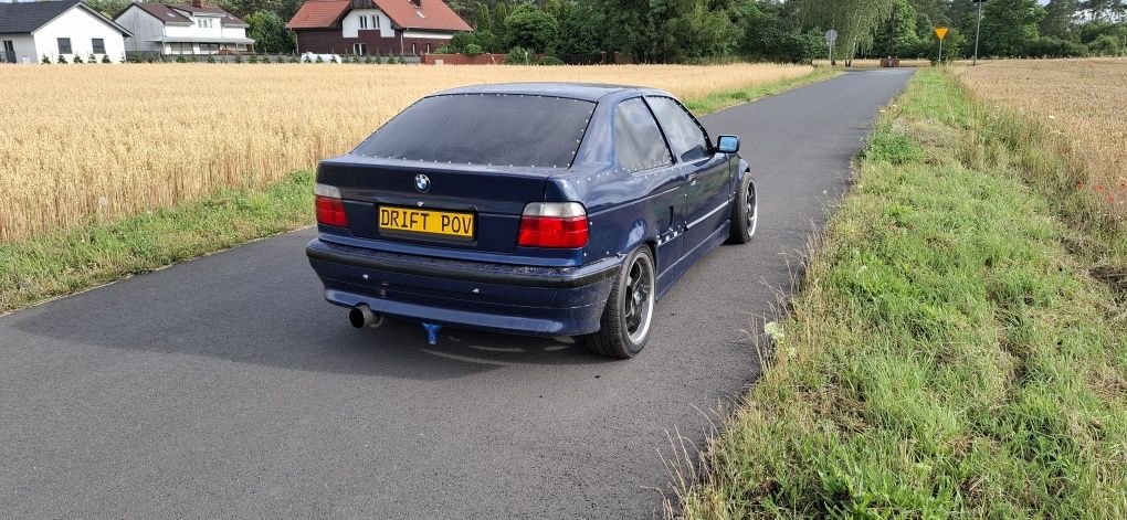 BMW E36 M50 2.0 Drift