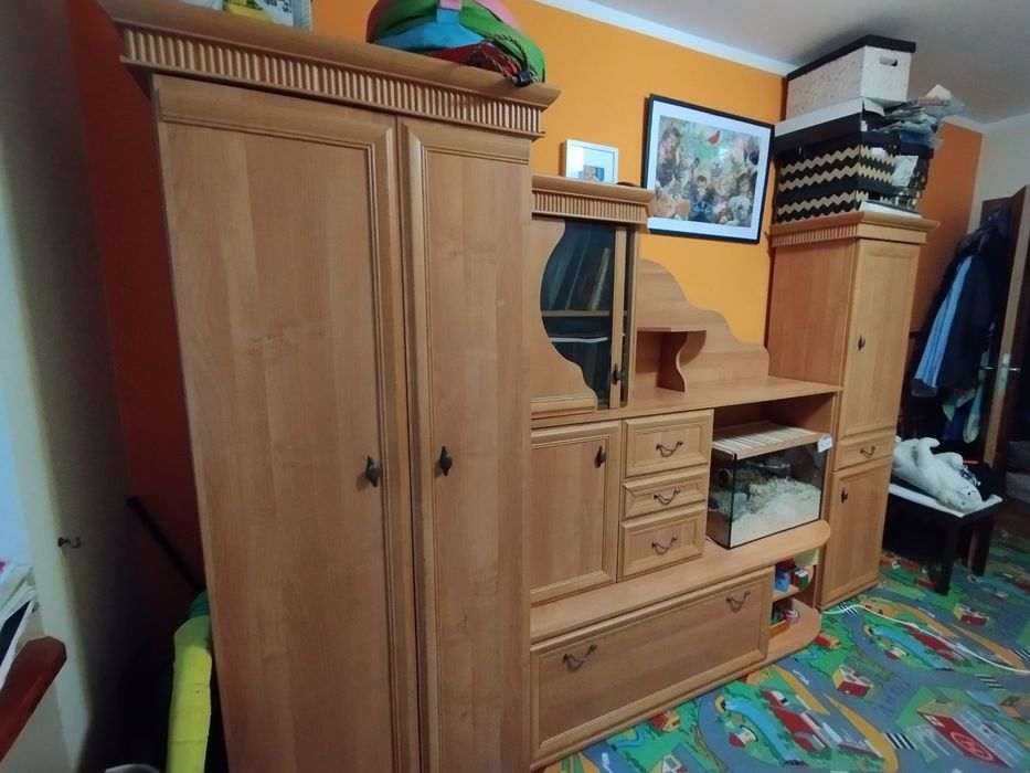 Meblościanka szer 2,88 x wys.1,95 x gł55