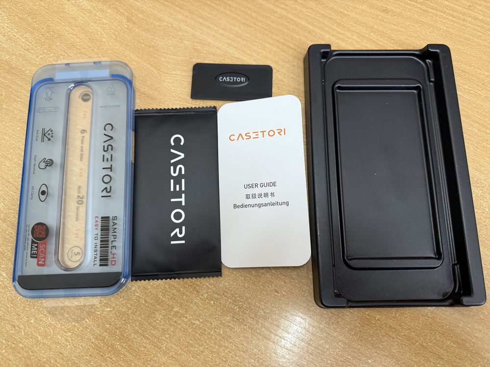 Защитные стекло Casetori на iPhone 16/15 Pro Max