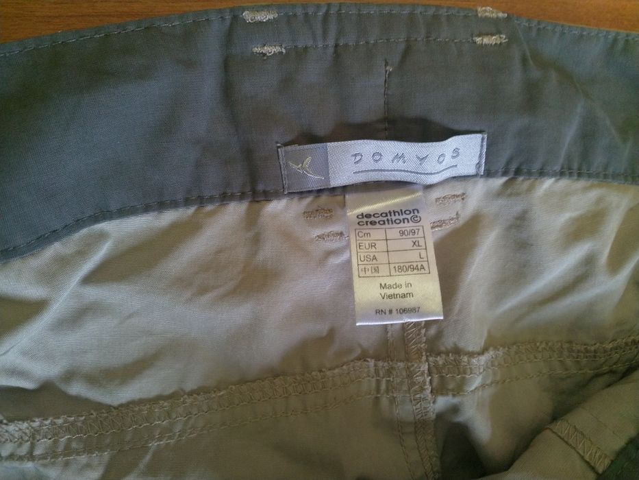 (2) Calça DOMYOS ORIGINAIS n° 48/ XL.