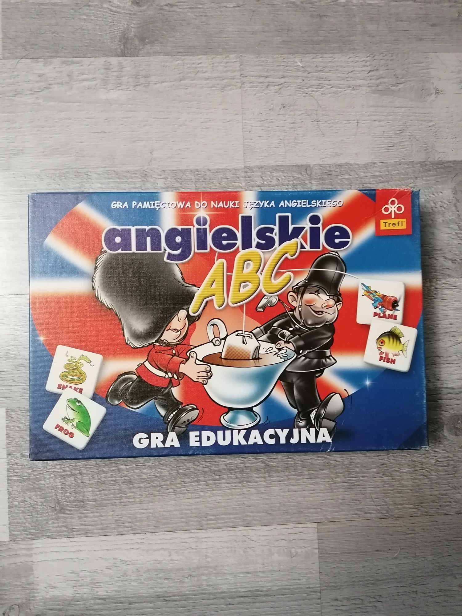 Angielskie ABC gra edukacyjna nauka angielskiego fiszki trefl