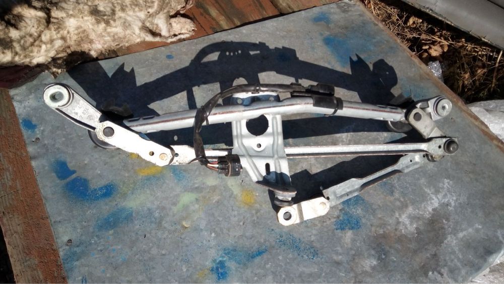 Трапеція двірників склоочисників TOYOTA AVENSIS T27 09-15 8501005080