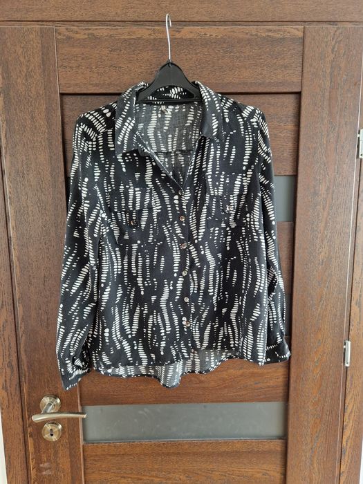 Czarno-biała elegancka bluzka duża koszula
