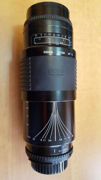 Sigma 75-300mm AF 4.5-5.6