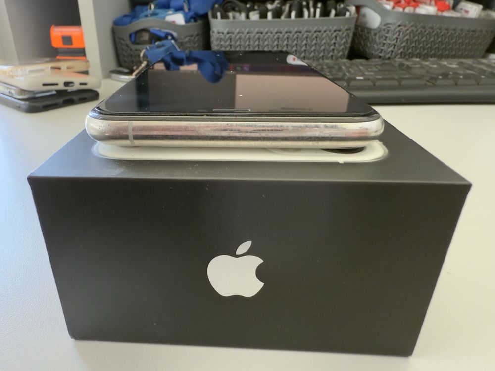 Iphone 11 pro max Silver