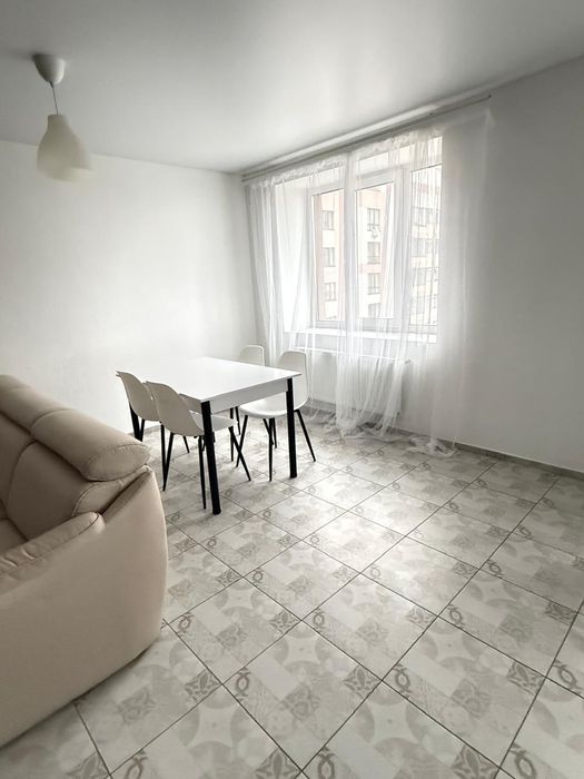 Оренда квартири 66,8 кв.м. Варшавський мікрорайон