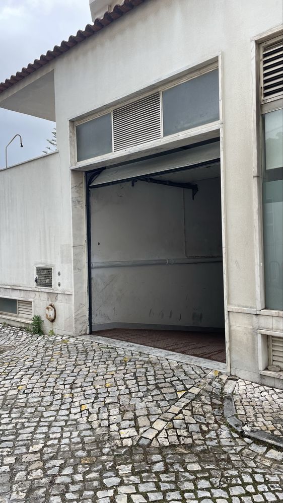 Garagem ou arrecadação (Box) para arrendar