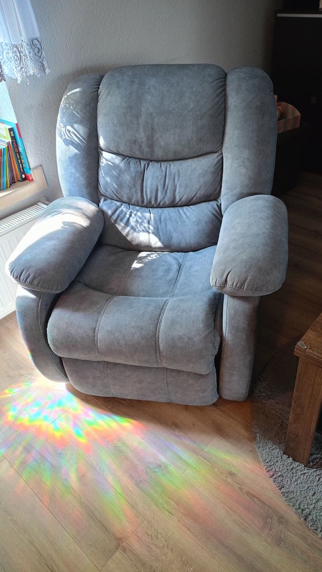 Kanapa z elektryczną funkcją relax + fotel