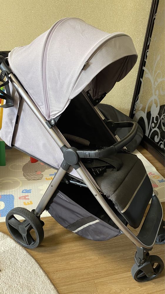 Коляска прогулянкова Carrello Bravo