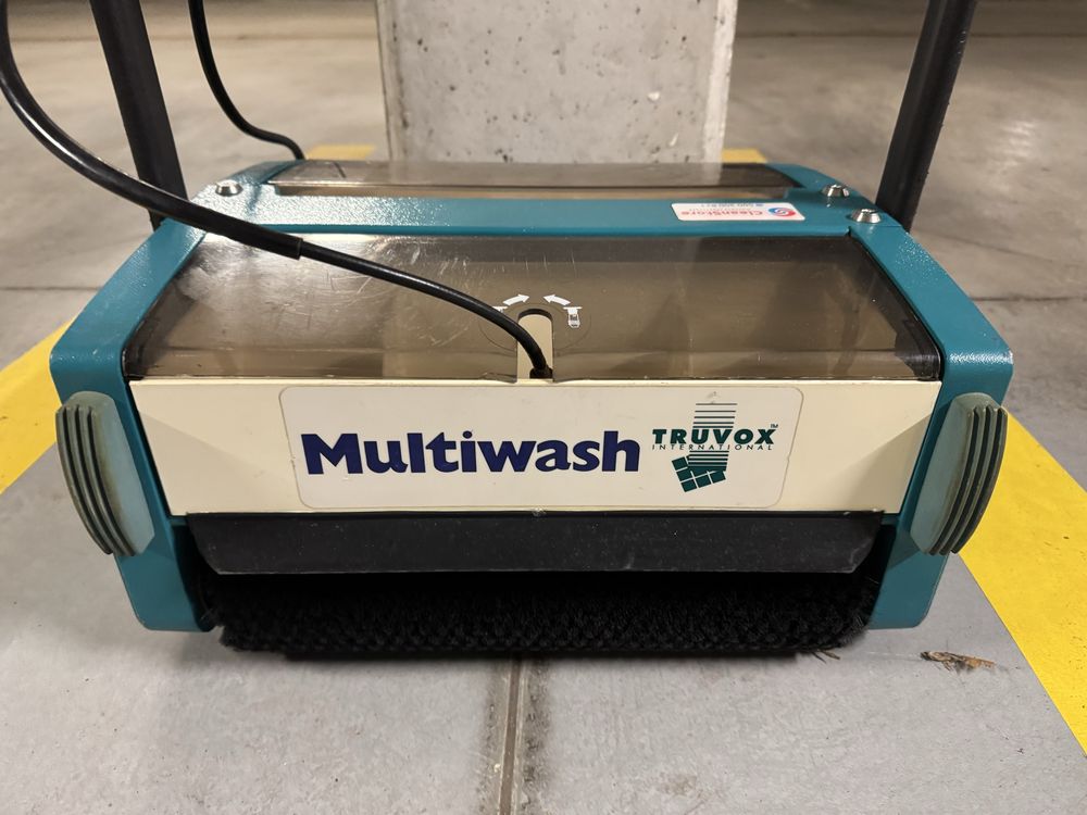Szorowarka walcowa Truvox Multiwash 340 do prania wykładzin