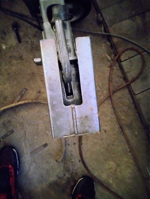 zamknięcie zabezpieczenie  do przyczepki