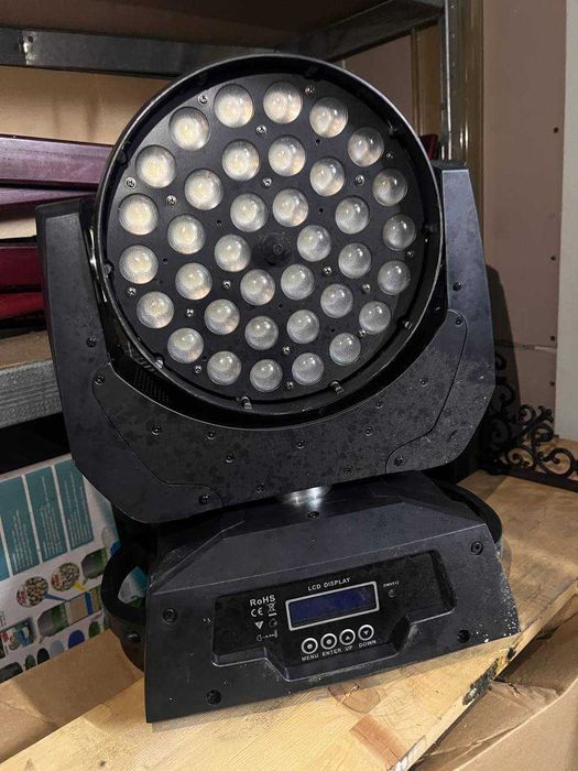 LED WASH голова Free color W3610 - 2 штуки