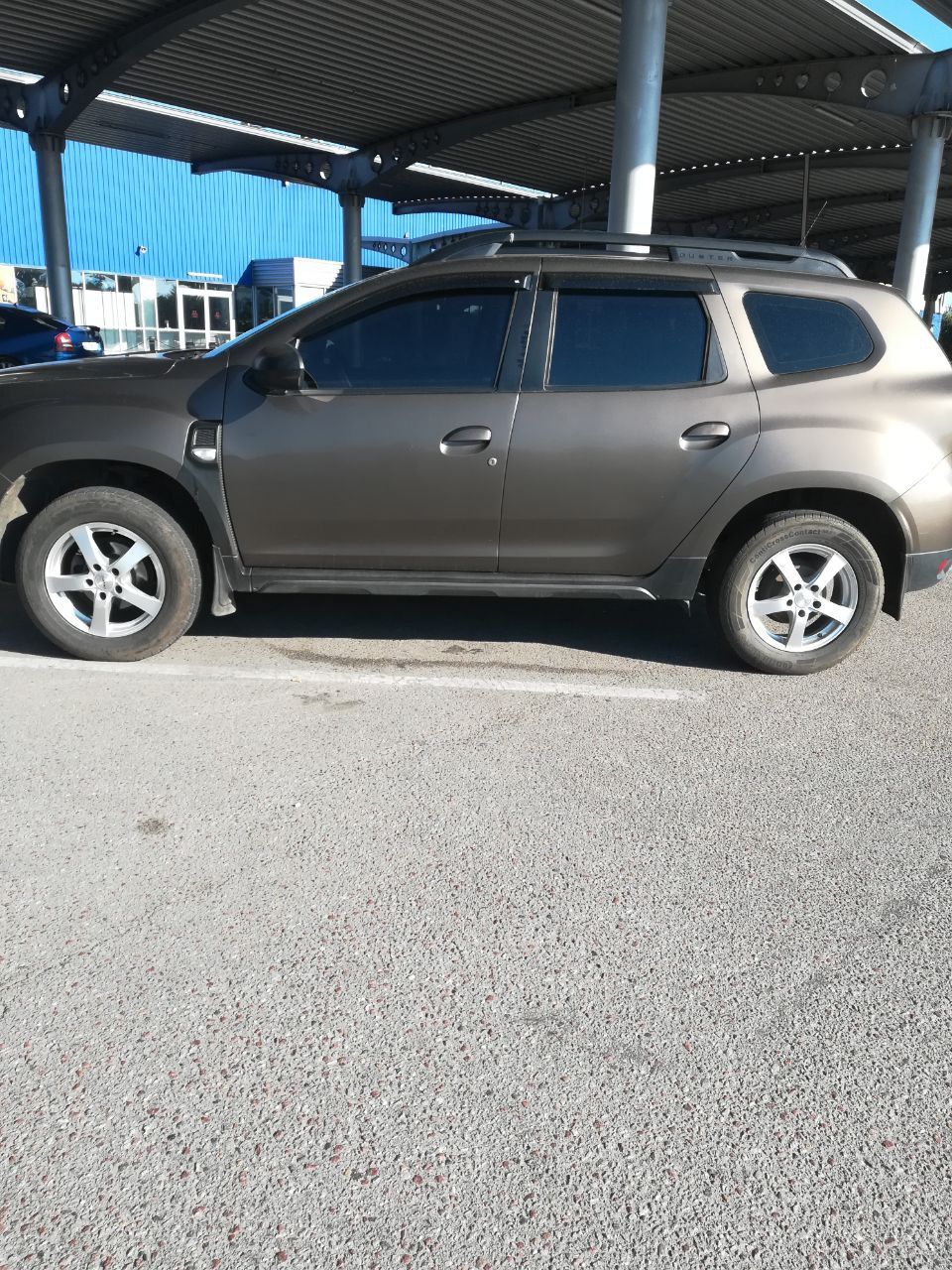 Автомобиль Renault Duster
