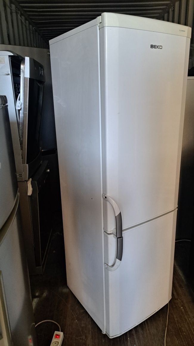 Sprzedam lodówkę firmy Beko
