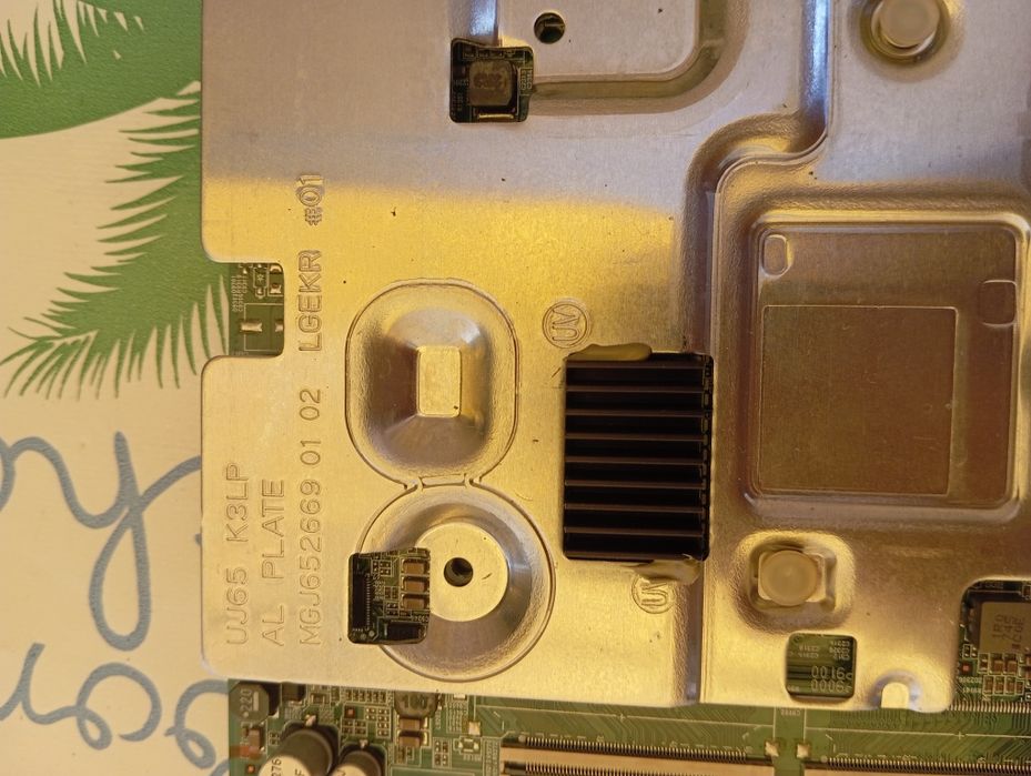 Várias peças para televisores LG