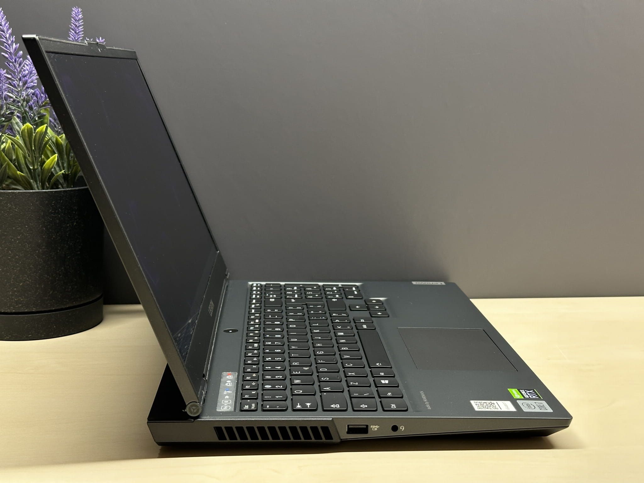 Laptop Lenovo Legion 5 15IMH6 | i7-10750H / FHD / RTX 3050Ti / 165Hz