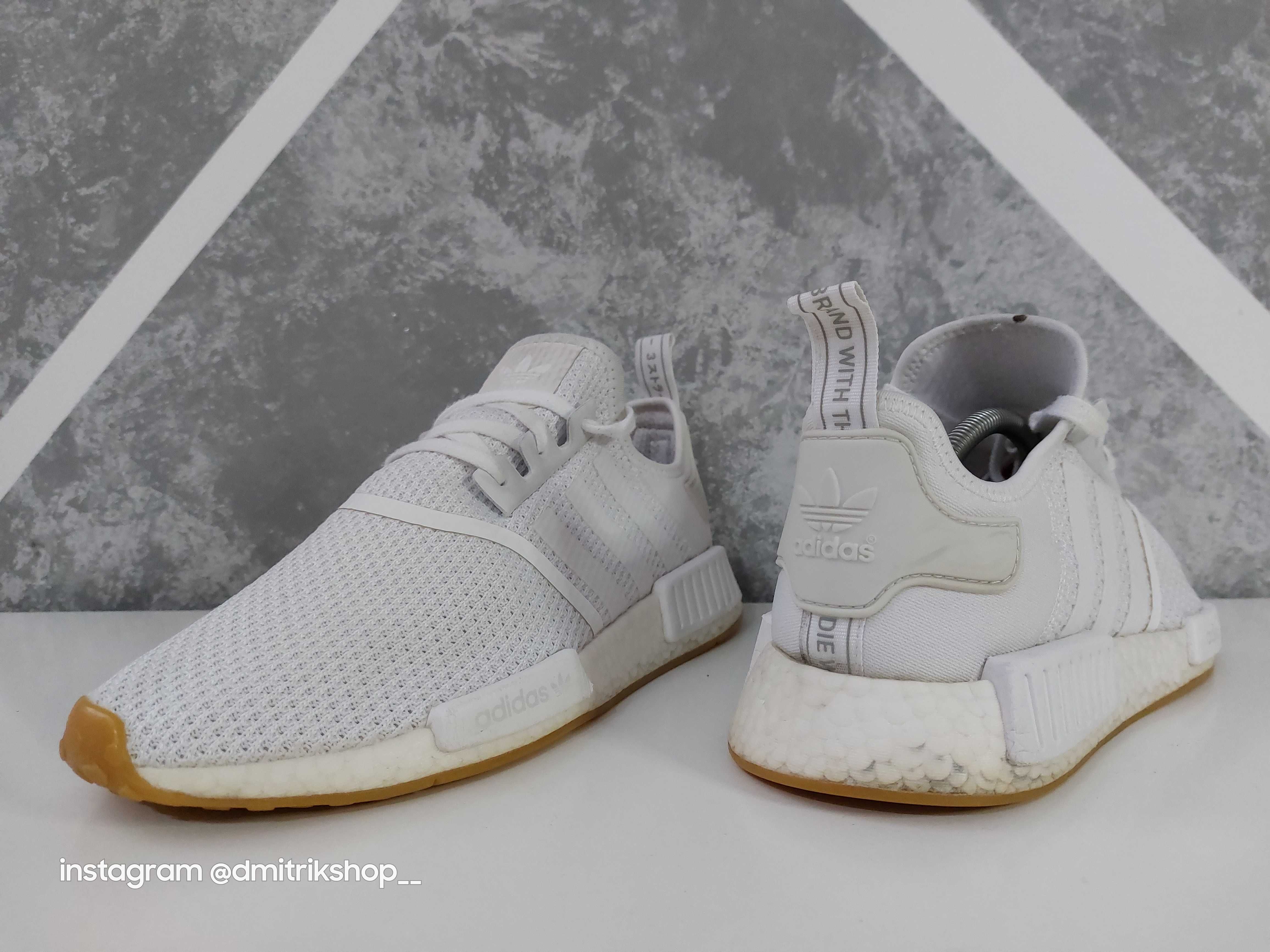 Кросівки чоловічі Adidas NMD_R1 р44 кроссовки Adidas NMD взуття