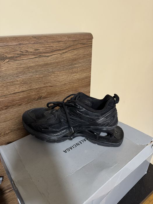 Balenciaga expander 42 size