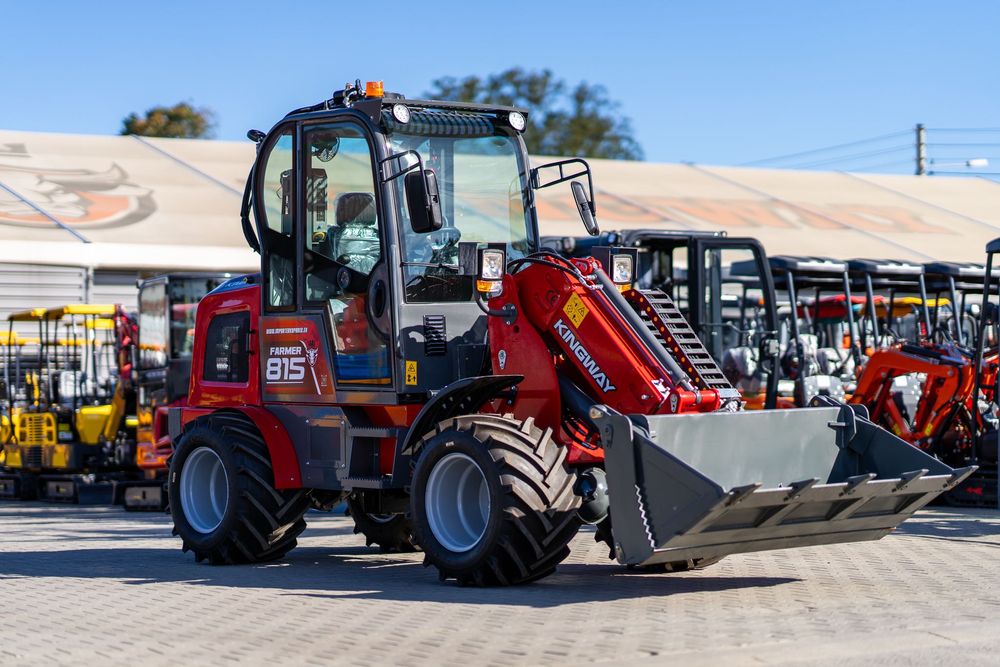Ładowarka teleskopowa udźwig 1500 kg zasięg 3,5 metra + łyżka + widły