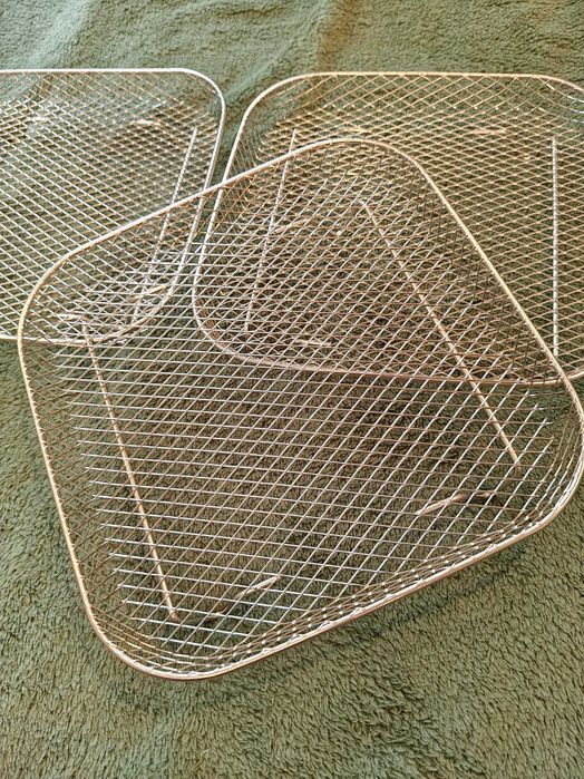 wkład ruszt o średnicy 21 cm.