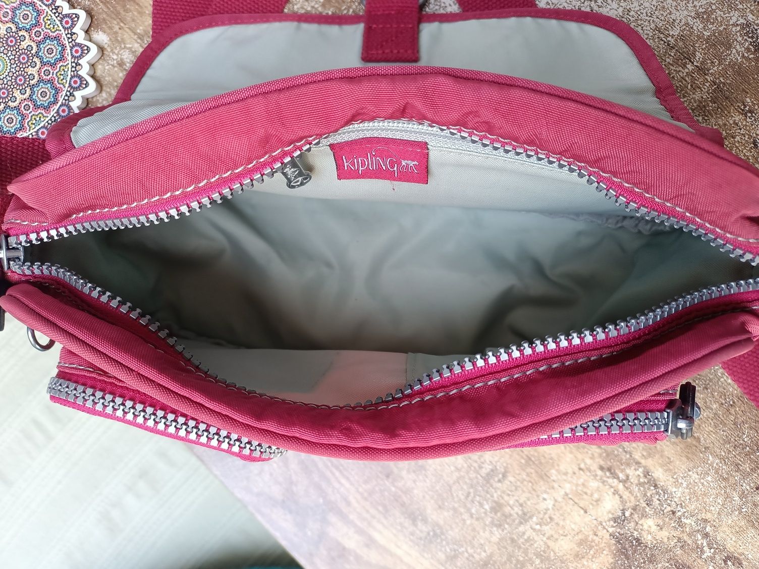 KIPLING torebka z małpką casual sportowa codzienna Boho Hippie okazja