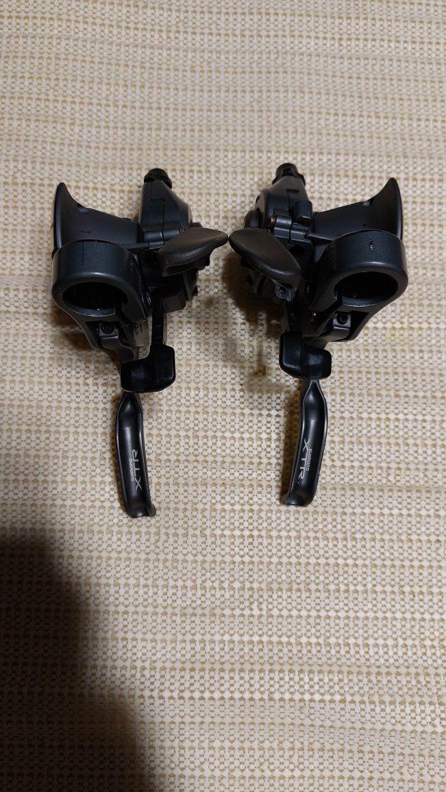 Shimano XTR ST-M952 3x9 Klamkomanetki