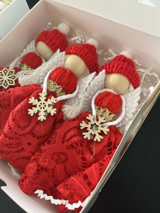 Aniołki na choinke -zestaw 3 sztuki w ozdobnym pudelku