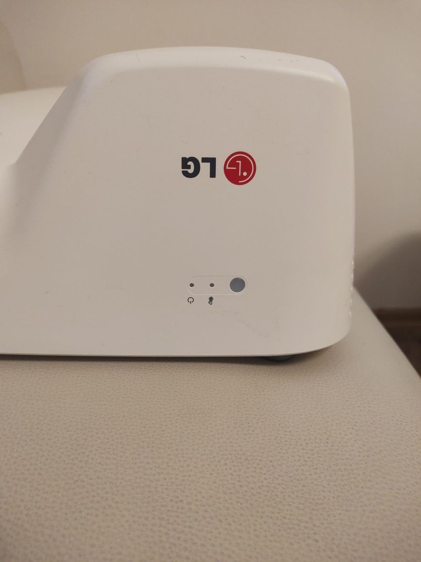 Projektor LG SA560