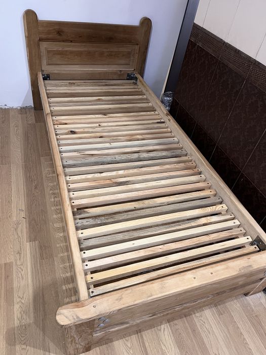 Продам ліжко з дуба 190х80