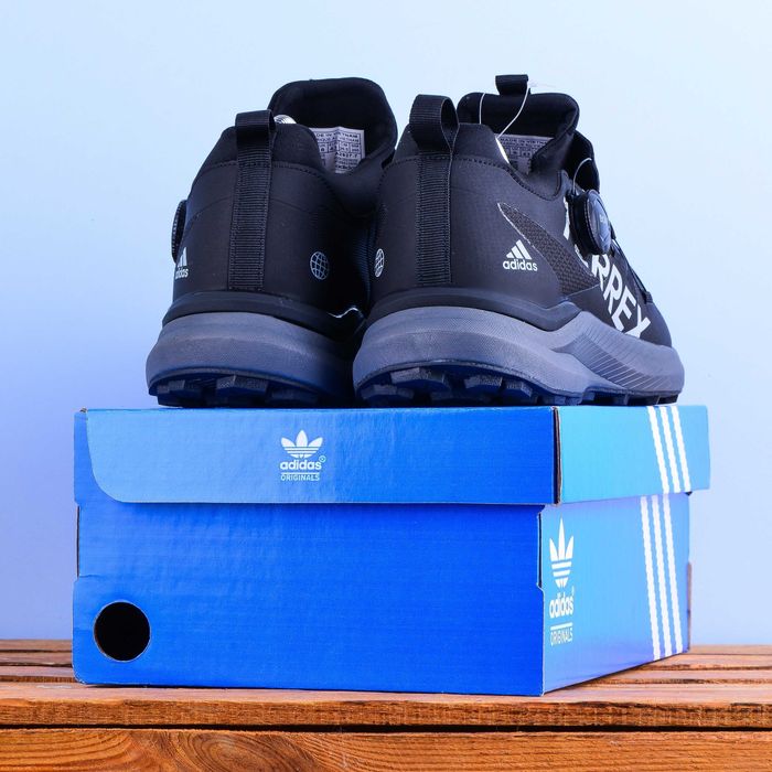 (2120) Термо Зимові Adidas Terrex Boa Кросівки чорні (41-45) адідас
