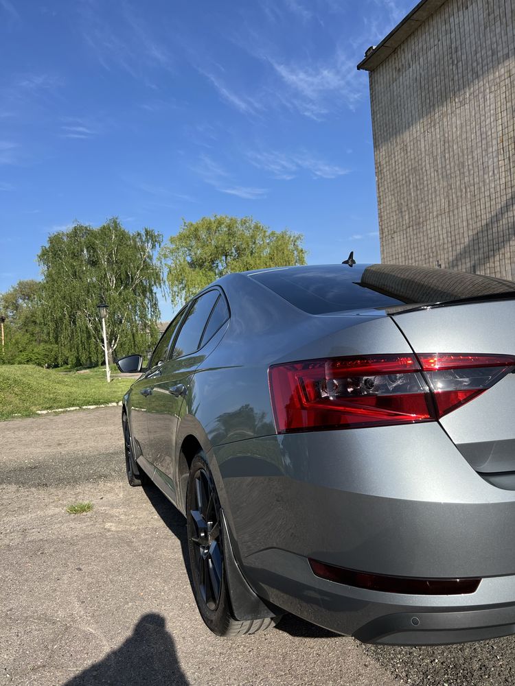 Skoda superb 2018 продам