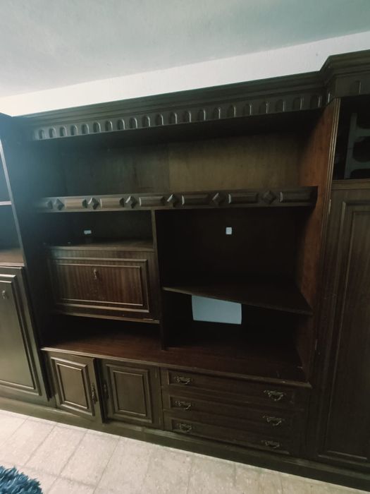 Móvel de sala grande com vários módulos muitas prateleiras, armario