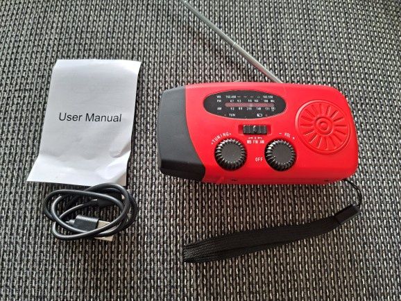 Rádio de Emergência Multifunções com Lanterna LED e Power Bank 1000mAh