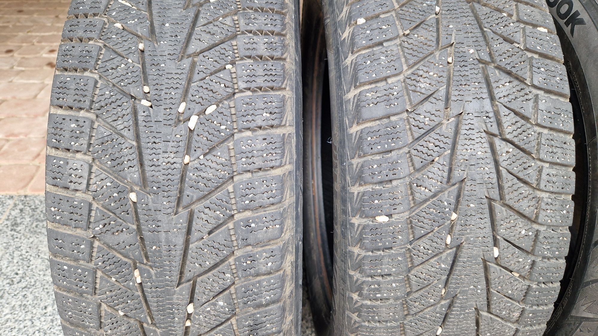 Зимня резина Hankook 205/60 R16