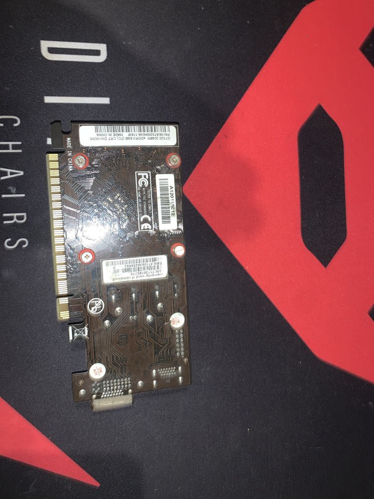 karta graficzna NVIDIA GeForce GT 520