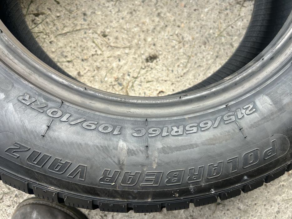 Opony zimowe nowe dsotawcze 215/65R16C x 2 szt Atlas