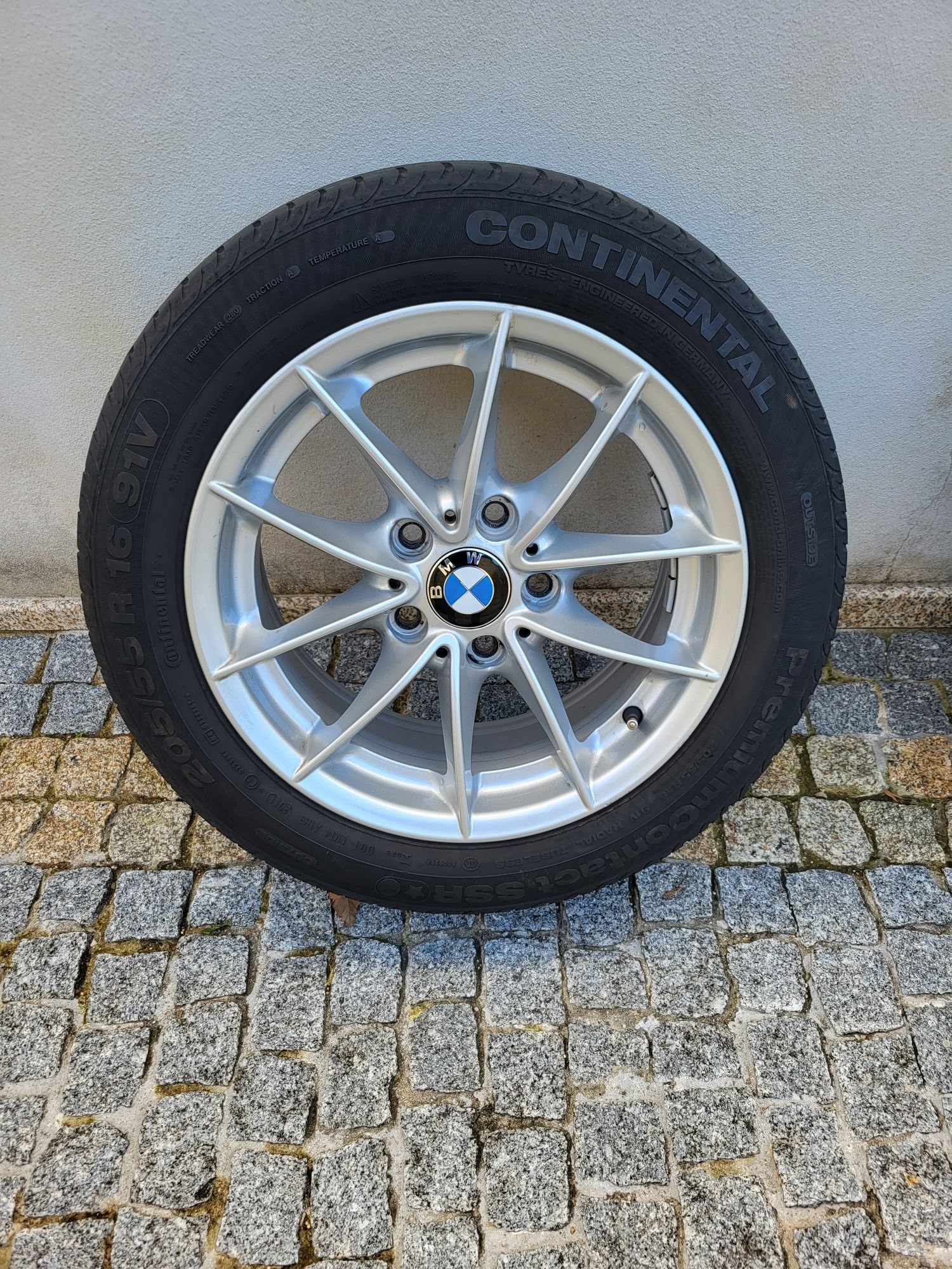 Pneus BMW Originais