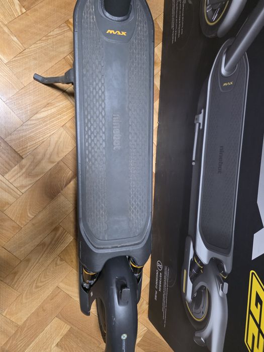 Segway Ninebot Max G2E — майже новий, на гарантії, пробіг 560 км