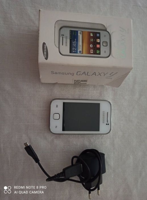 Telemóvel SAMSUNG GALAXY Y (colecionadores)