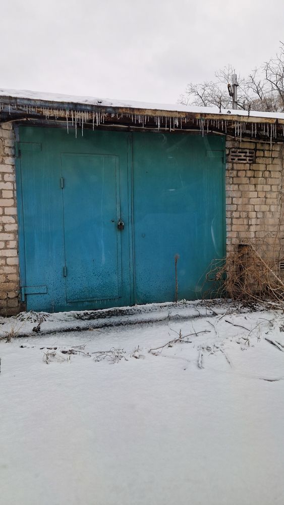 Продам капітальний гараж