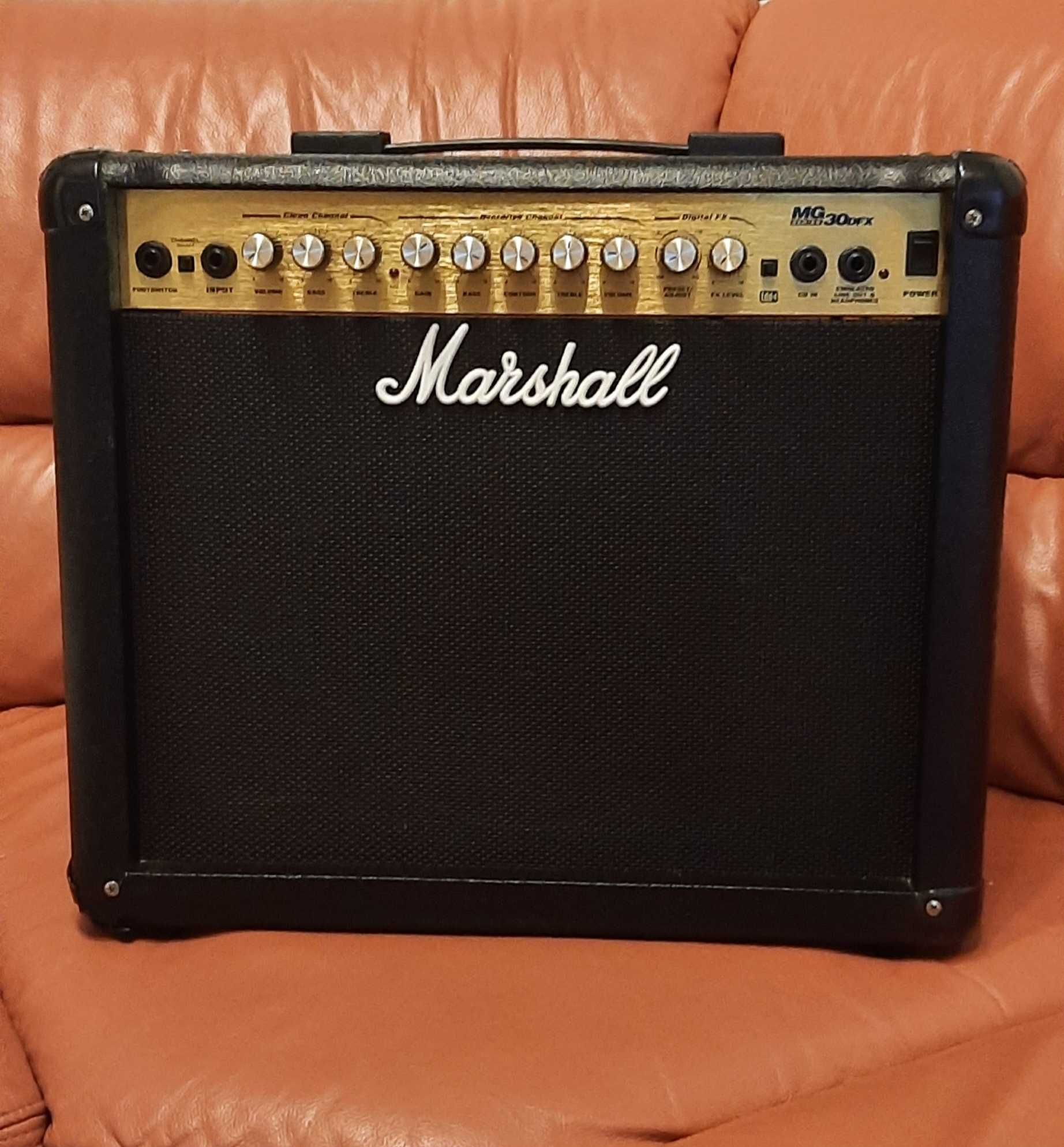 Wzmacniacz Marshall MG30DFX +zoom g2.1u.