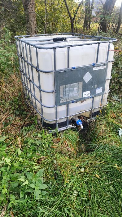 Sprzedam zbiornik 1000l