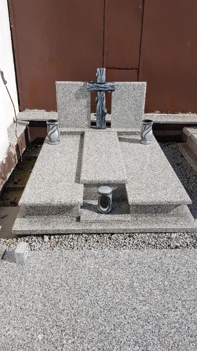 Pomnik nagrobek zł pojedynczy jasny polski granit nie chiny